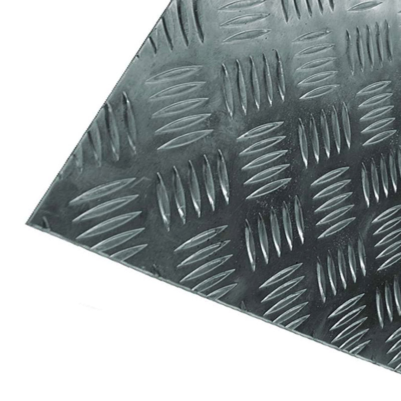 Лист стальной рифленый 5х1500х6000мм (цена за метр квадратный)