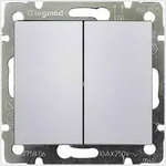 Valena Выключатель 2-х клавишный, цвет: белый Legrand