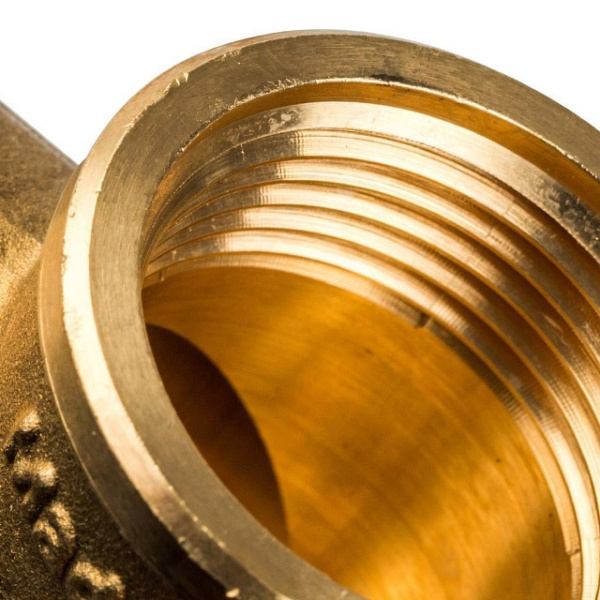 Уголок 1 г/г STOUT