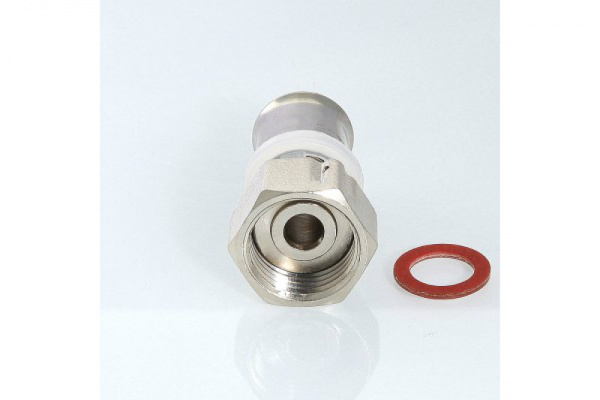 Соединитель пресс накидной гайкой 20х3/4