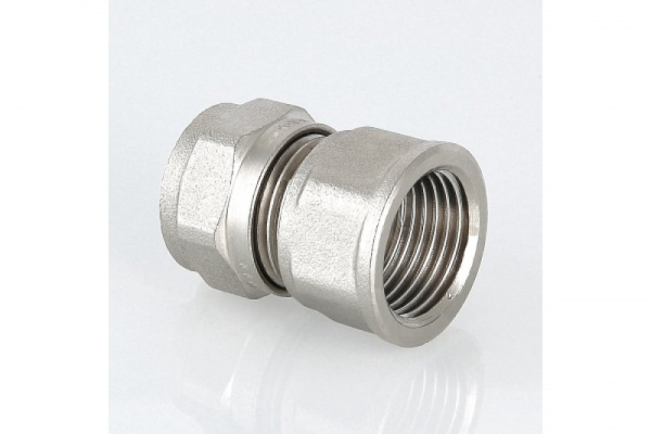 Муфта перех. вн. 16ц-3/4