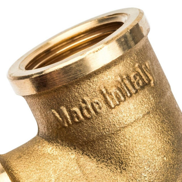 Уголок 1/2 г/г