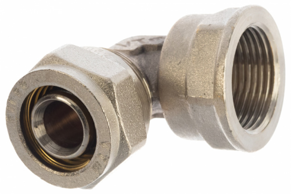 Уголок перех. вн. 20ц-3/4