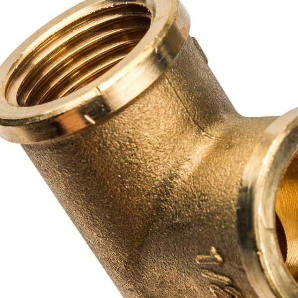 Тройник 1/2 г/г/г