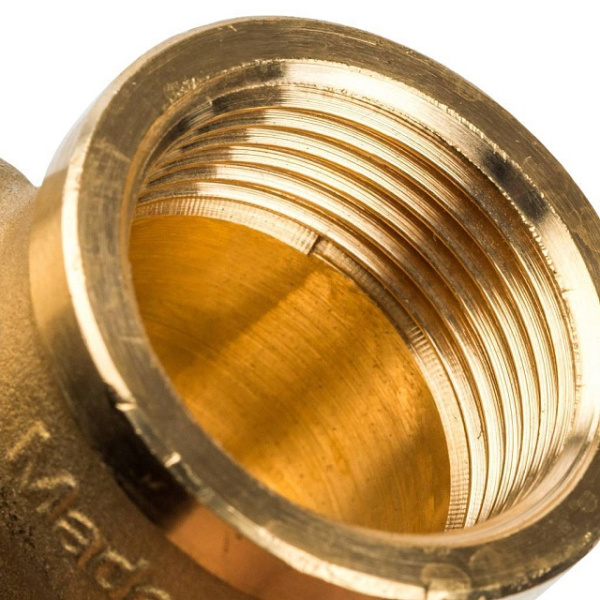 Уголок 3/4 г/г