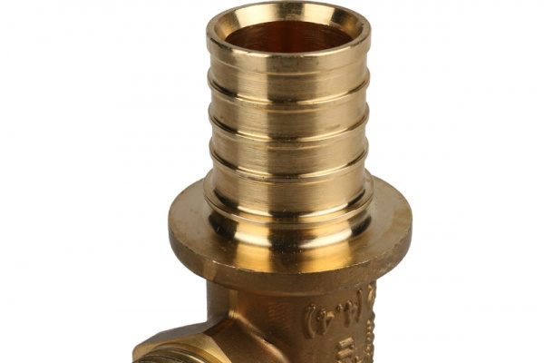 Угольник-переходник с наружной резьбой 32xR 1″ STOUT