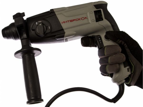 Перфоратор SDS-Plus Интерскол П-18/450ЭР