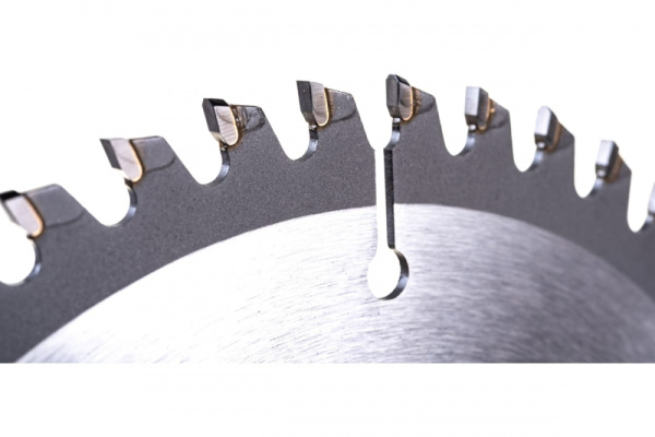 Пильный диск по алюминию HILBERG 160x20xT48