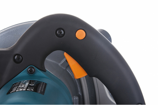 Дисковая пила MAKITA 5705R 190х30 мм, 1400 Вт